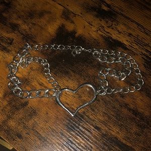Chunky heart choker